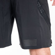 The Essential short- Black/Black