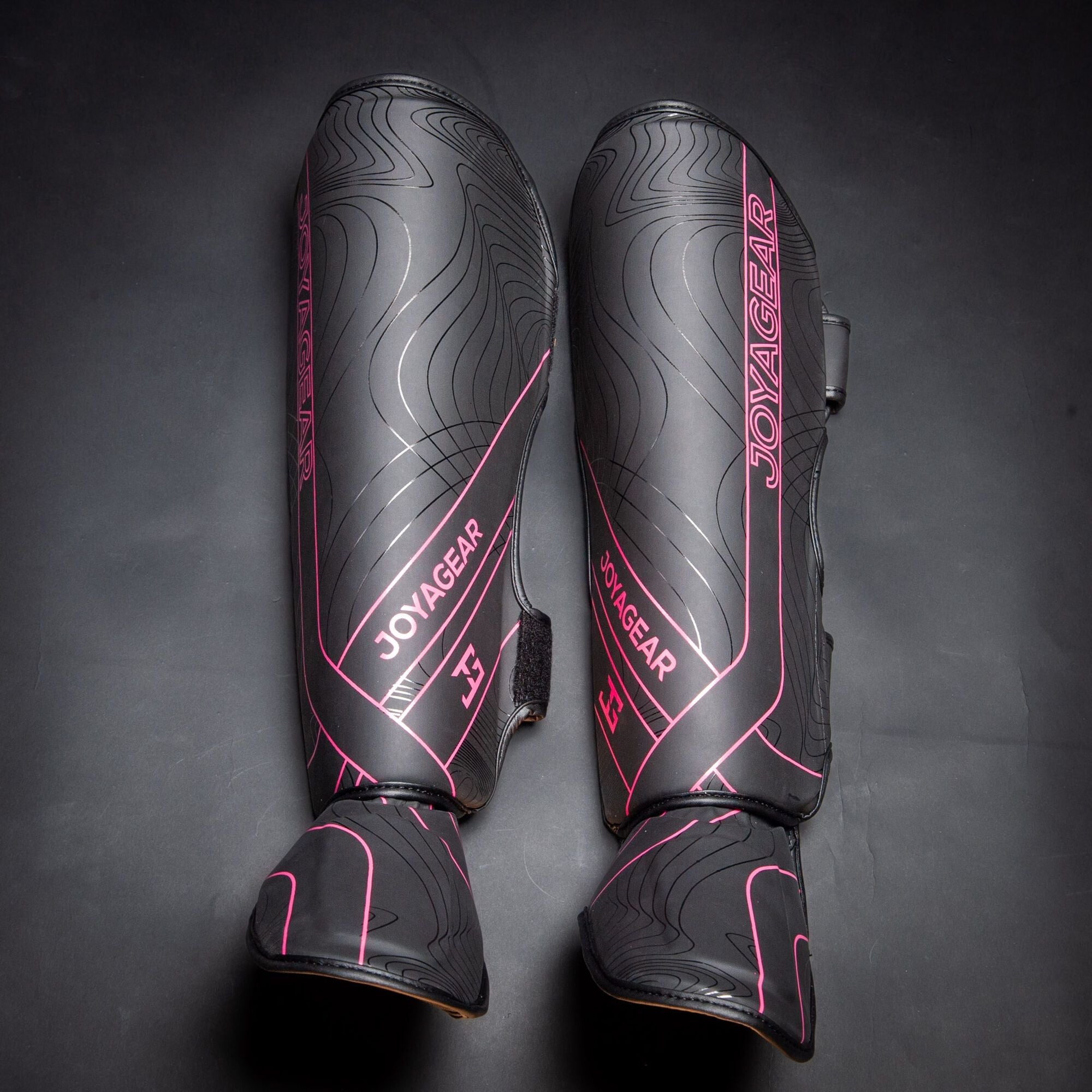 Joya ESSENTIAL Kickboxing shinguard- Black/Pink